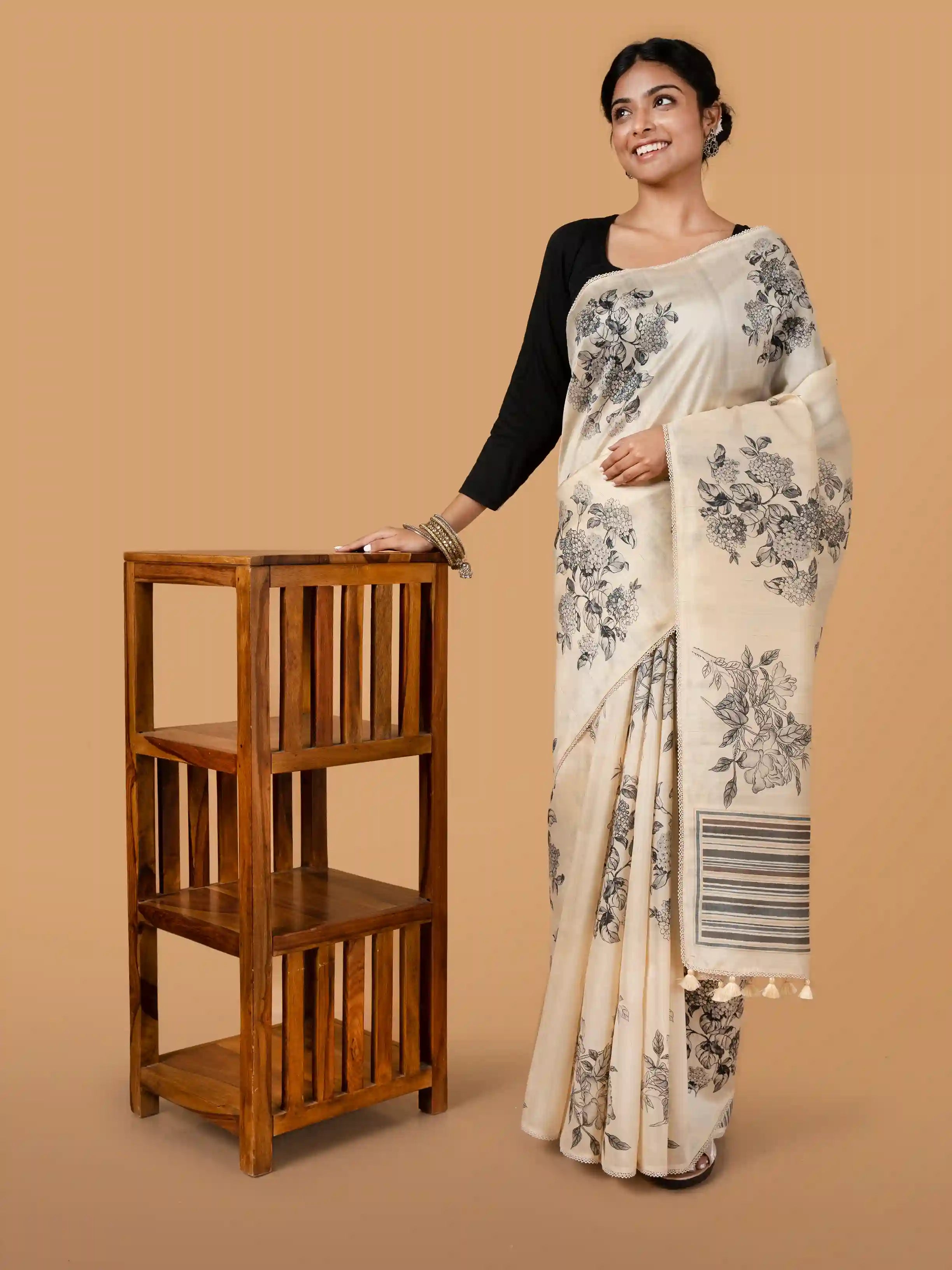 Banarsi Tusser Off White Fancy Print 2